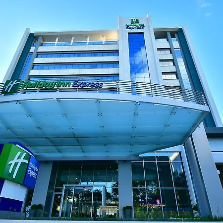 Holiday Inn Express Asuncion Aviadores By Ihg Eksteriør bilde