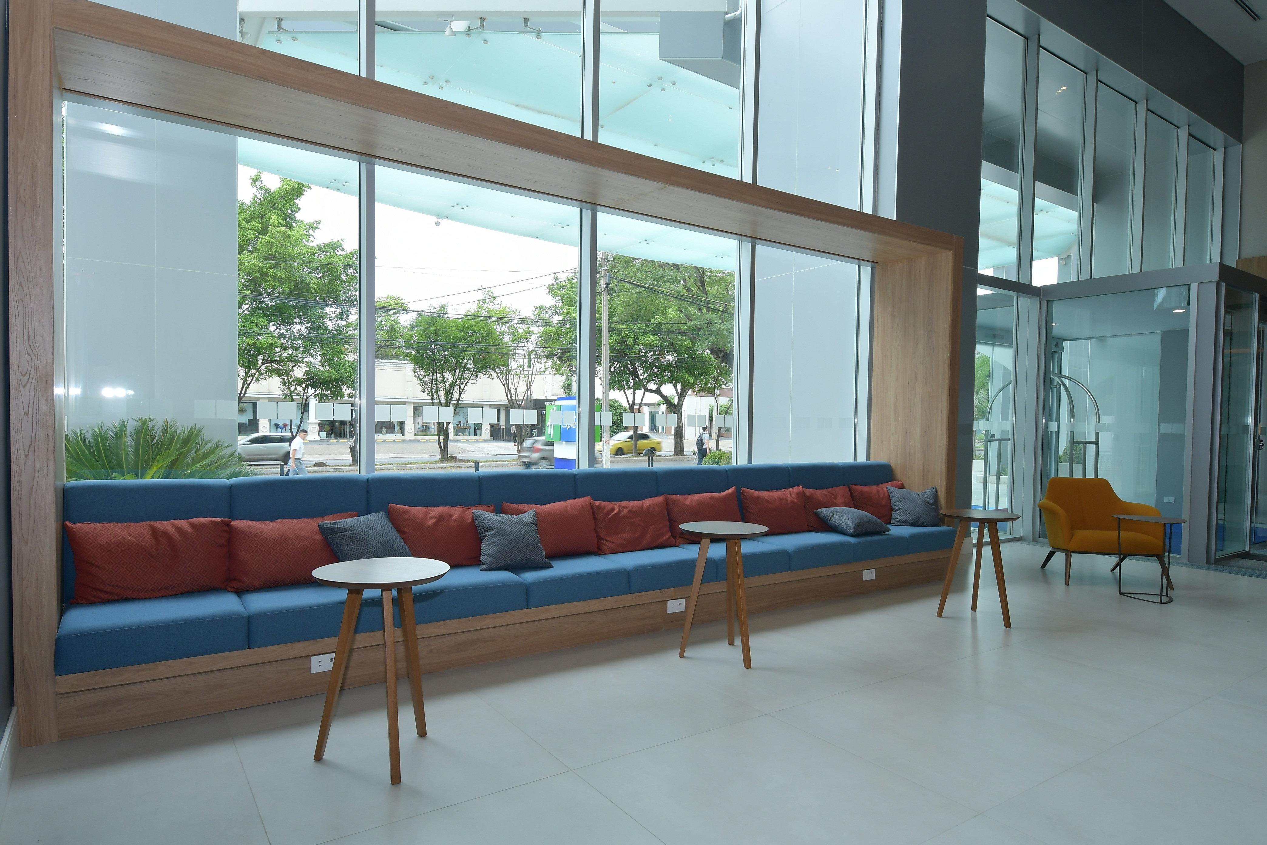 Holiday Inn Express Asuncion Aviadores By Ihg Eksteriør bilde