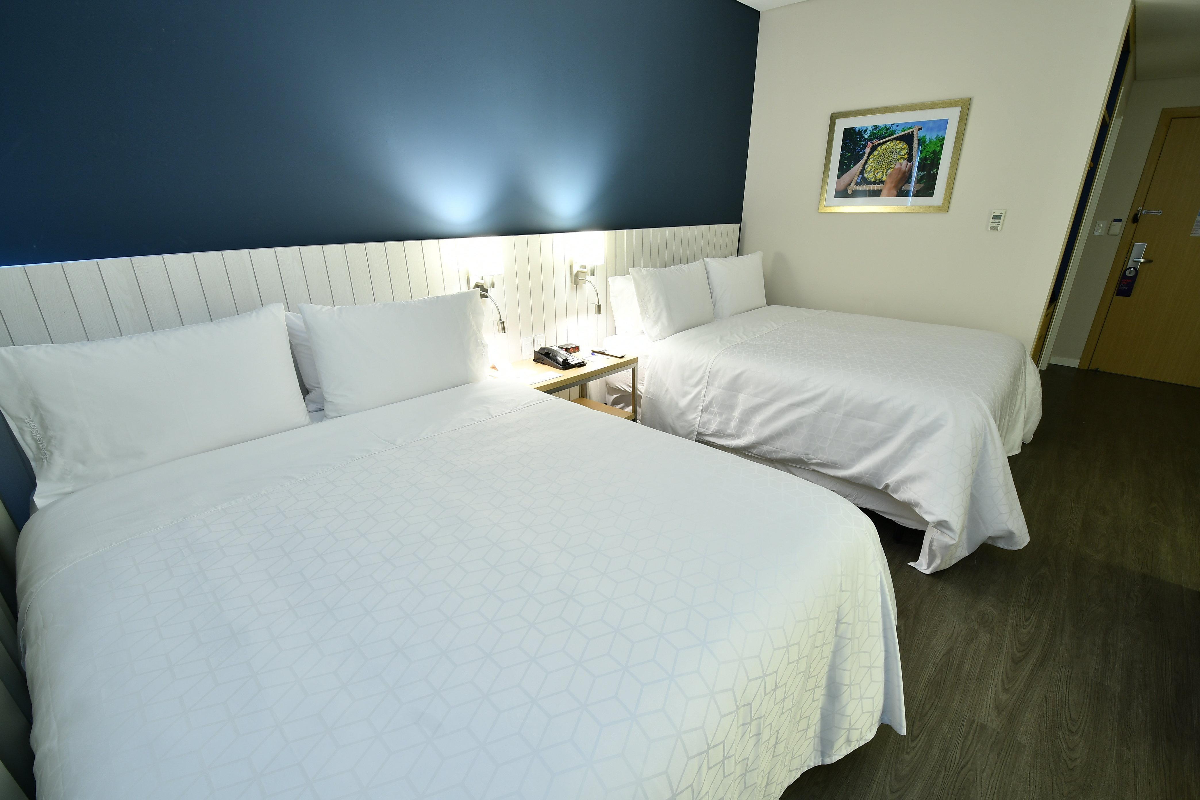 Holiday Inn Express Asuncion Aviadores , An Ihg Hotel Eksteriør bilde