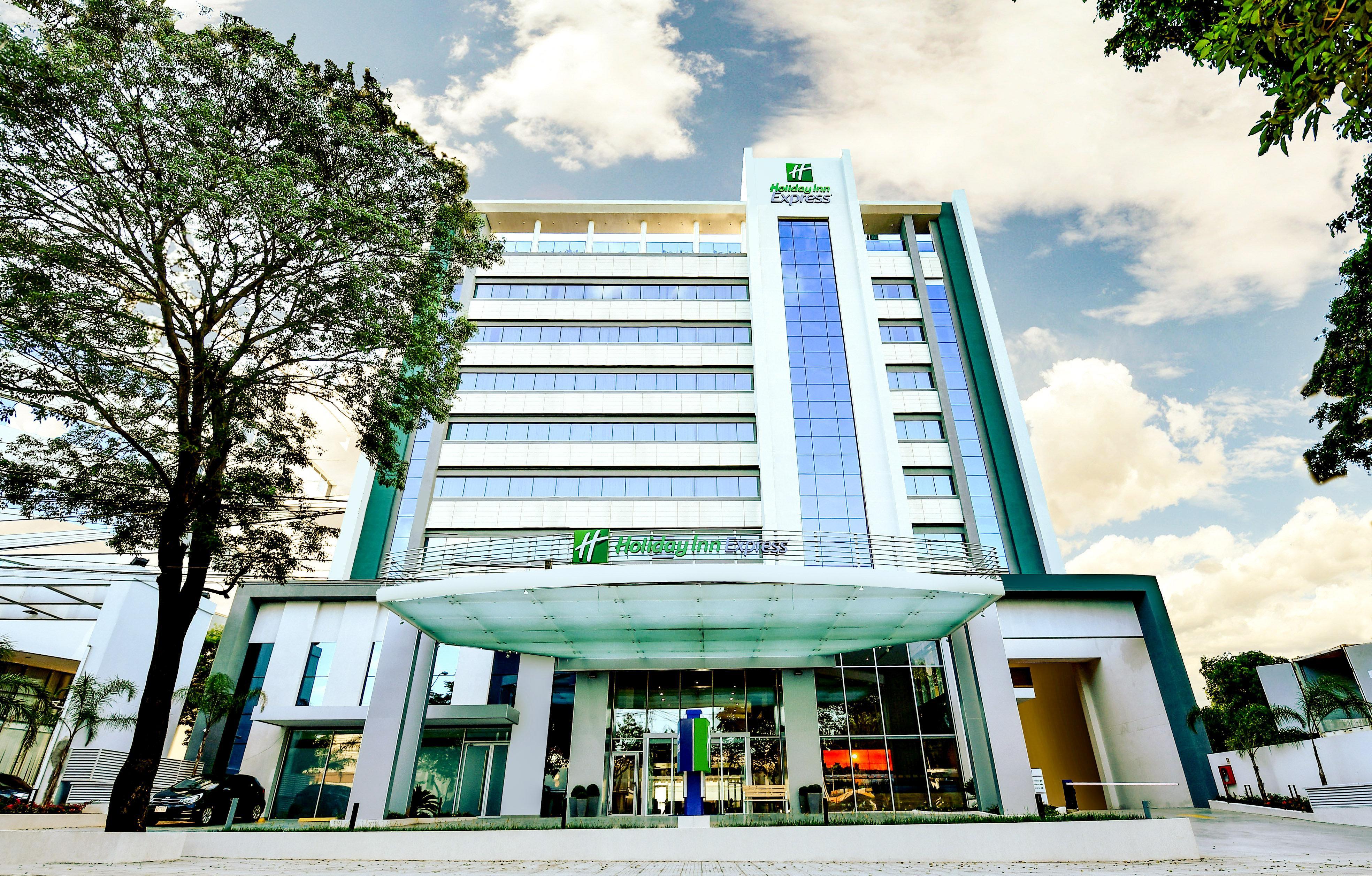 Holiday Inn Express Asuncion Aviadores , An Ihg Hotel Eksteriør bilde