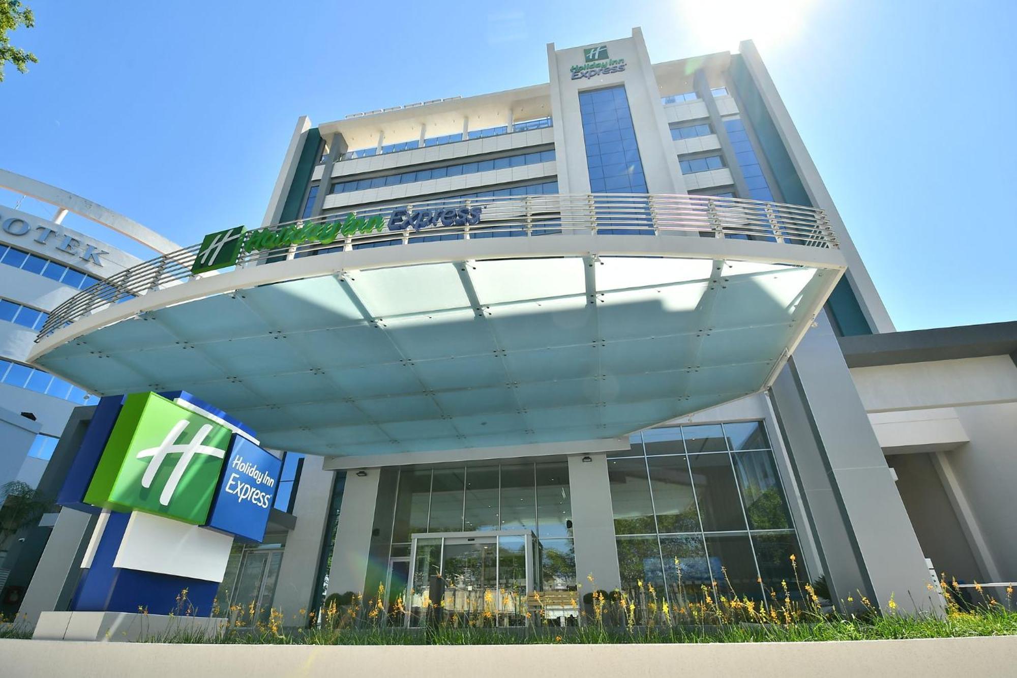 Holiday Inn Express Asuncion Aviadores By Ihg Eksteriør bilde